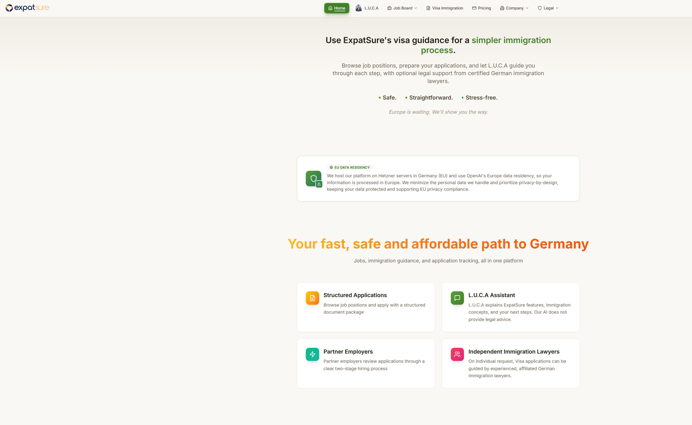 Expatsure Startseite mit Hinweis zum Datenstandort und den vier Bausteinen